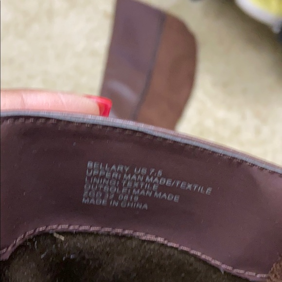 Tahari Boots size 7.5 - Picture 4 of 5